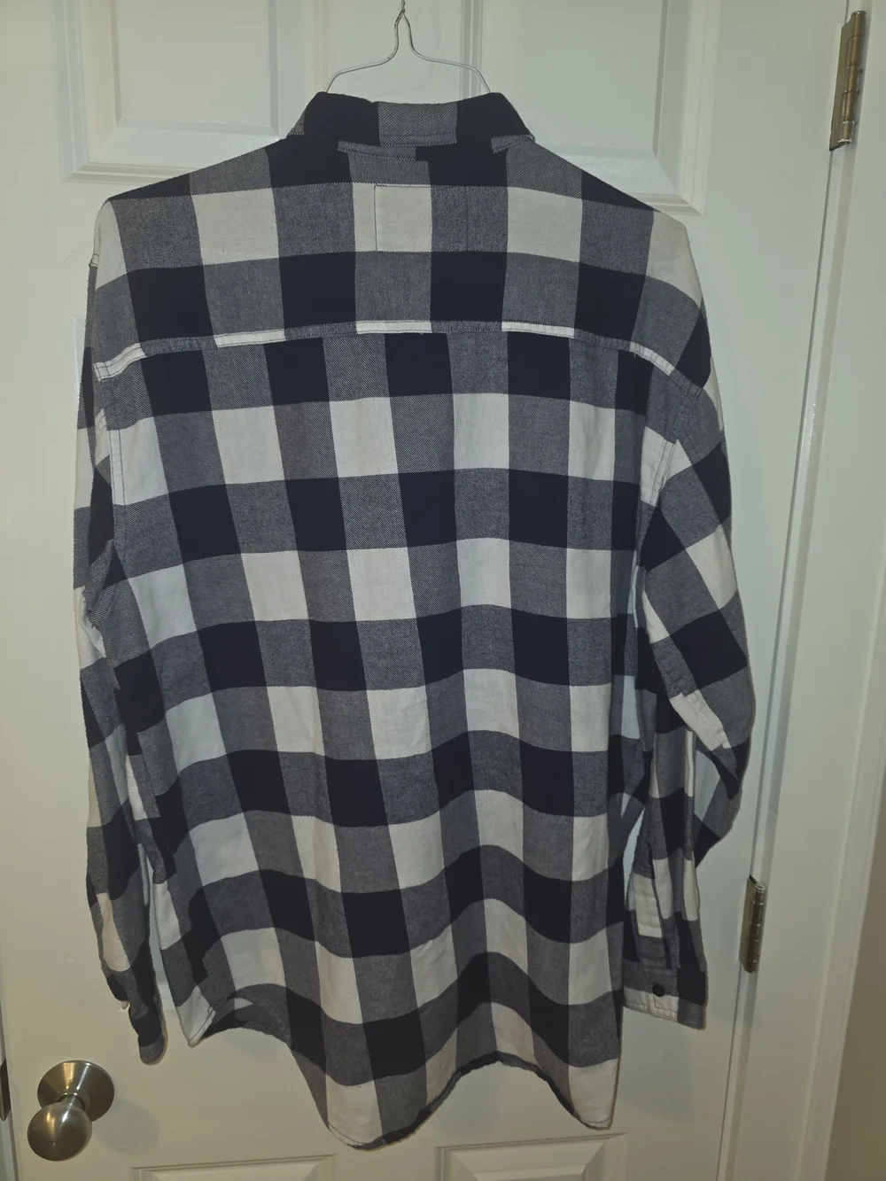 NLevi's Men's Navy and White Buffalo Check Flannel Shirt
